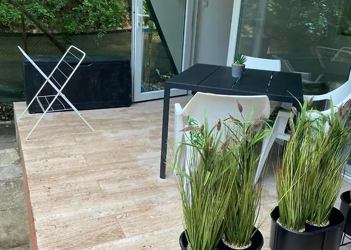 مكان تخييم Albatross Breeze 100m From The